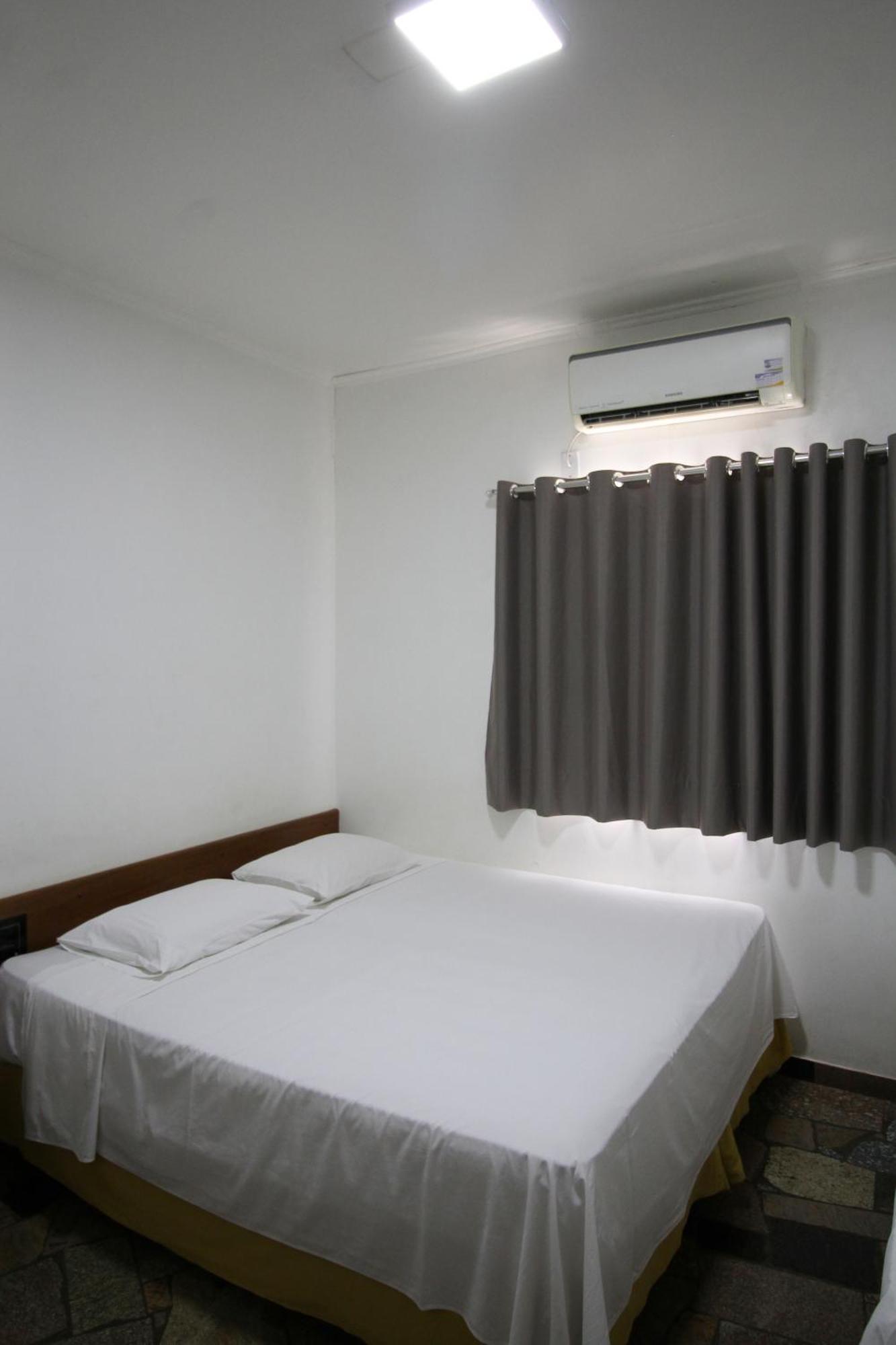 Pousada Agua Eterna - Proximo Ao Museu De Cera, Hot Beach E Thermas Dos Laranjais Hotel Olimpia